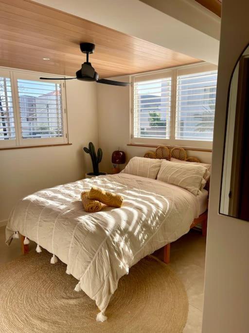 Ferienwohnung Chic Beachside Getaway 2Br 2Bath Fully Equipped Gold Coast Exterior foto