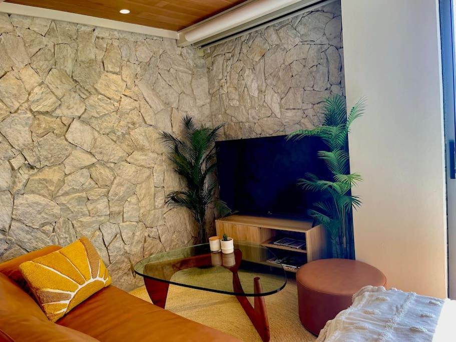 Ferienwohnung Chic Beachside Getaway 2Br 2Bath Fully Equipped Gold Coast Exterior foto